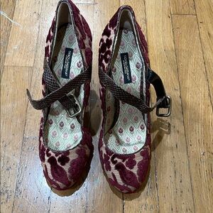 Dolce & Gabbana Red and Brown Heels with Glossy Finish